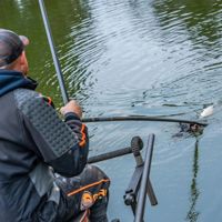 Guru Aventus Landing Net Handle 4m+1m