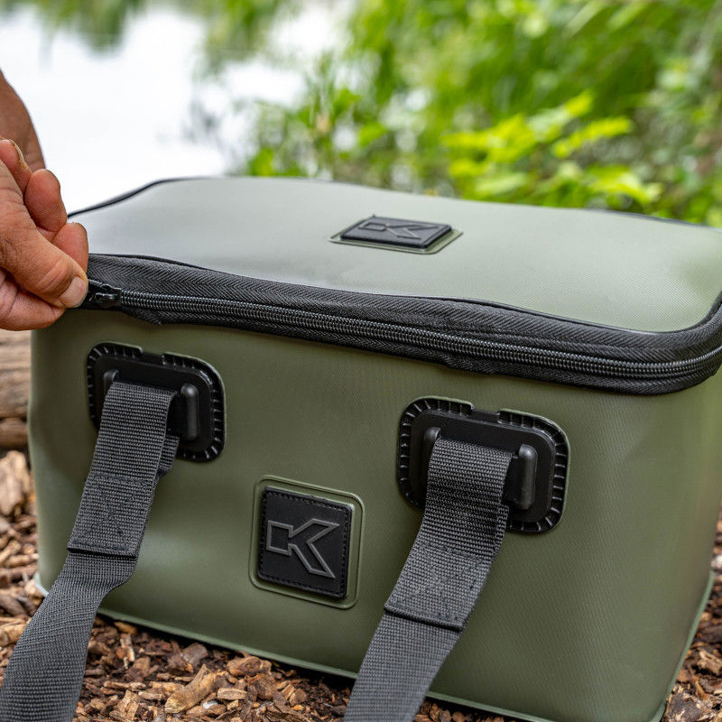 Korum EVA Tackle & Bait Station